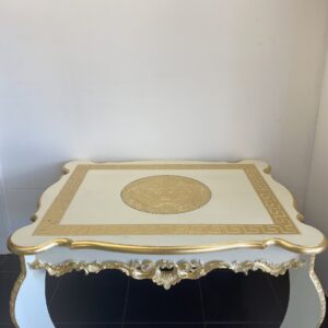 Tavolino dea classico