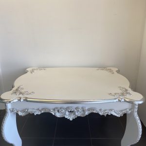 Tavolino classico
